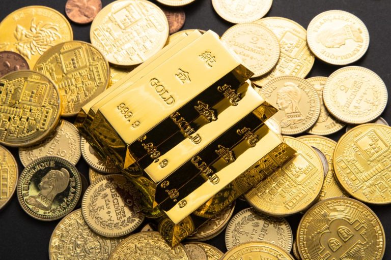 Gold and crypto